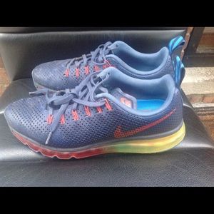 Nike perforated blue leather Mens sneakers size 11